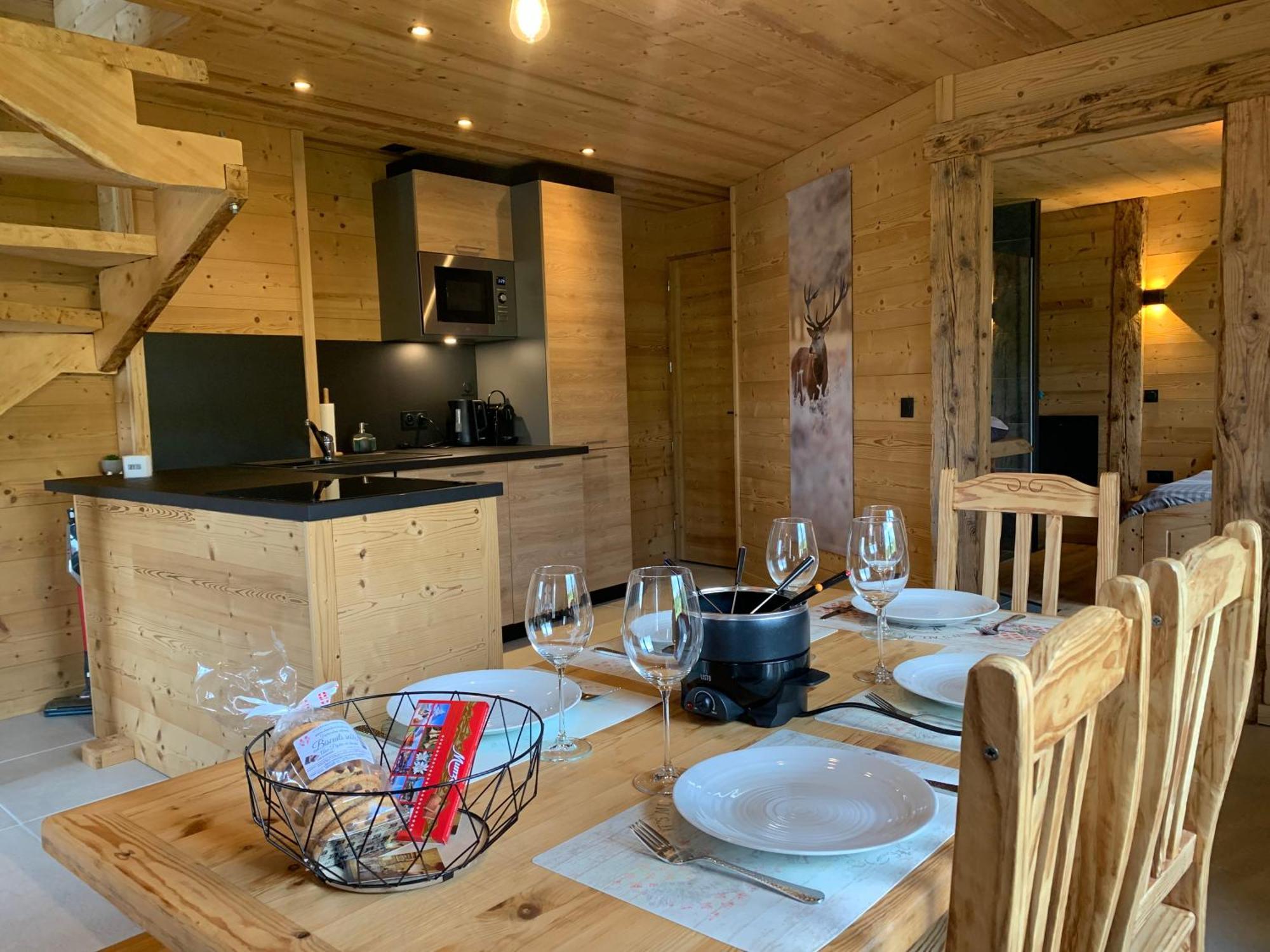 L'Ecureuil, Chez Le Charpentier D'Antan, La Chaleur Du Bois, Le Calme De La Campagne Apartment Epagny Metz-Tessy Luaran gambar